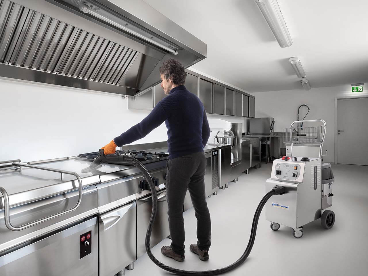 Parownice i odkurzacze parowe