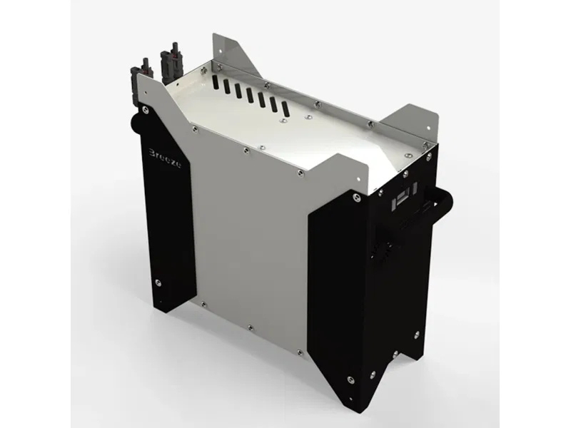 Fake PV Retrofit BREEZE - integrator magazynu energii z istniejącą instalacją fotowoltaiczną, bez potrzeby wymiany falownika sieciowego.