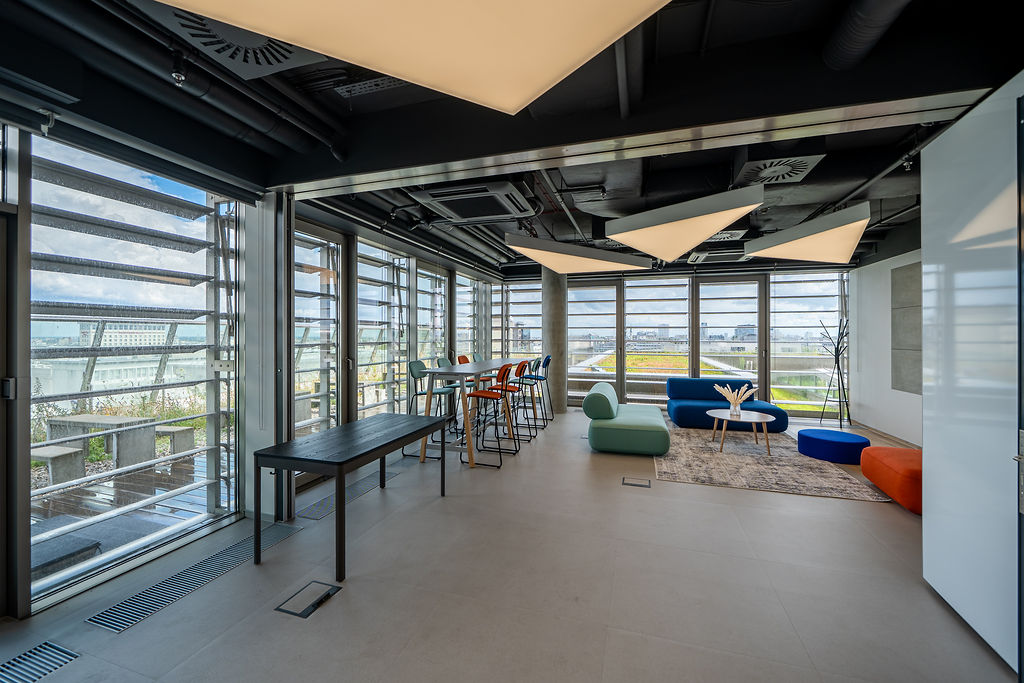 WE EVENT - Ekskluzywne Sale Konferencyjne i Szkoleniowe z widokiem na PKiN